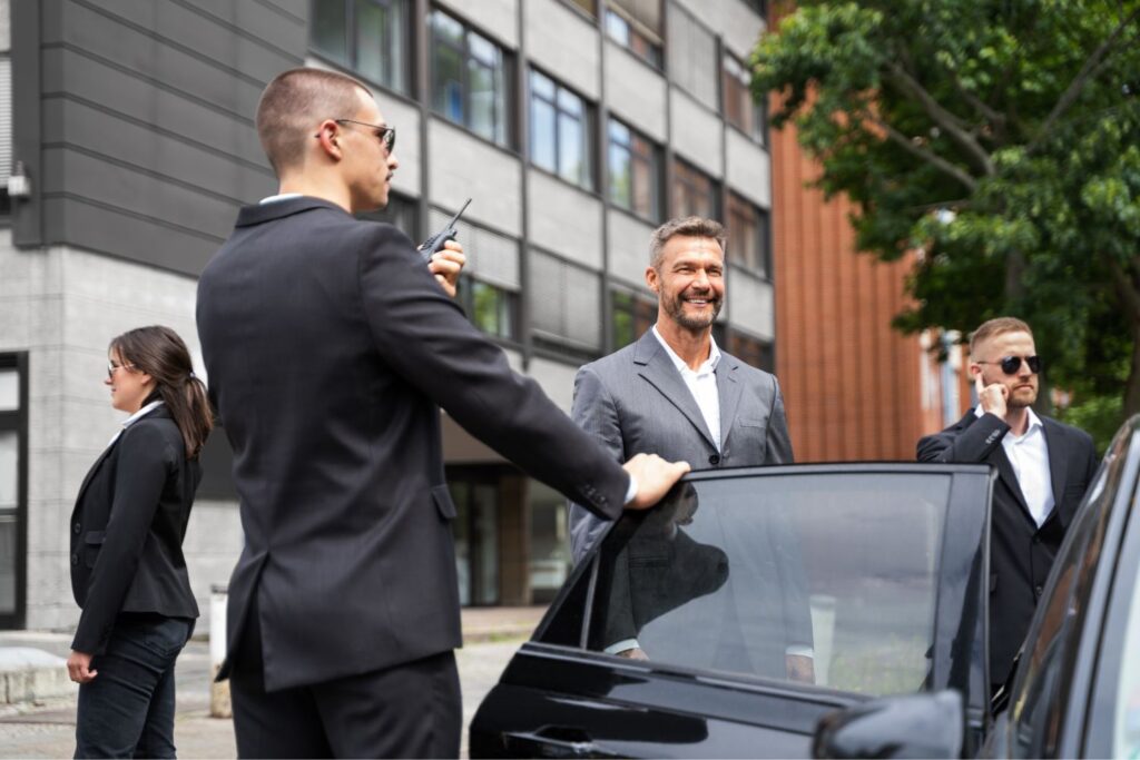 Osobní strážce a bodyguard pro Karlovy Vary a okolí Property Security Management Karlovy Vary, osobní strážce a bodyguard